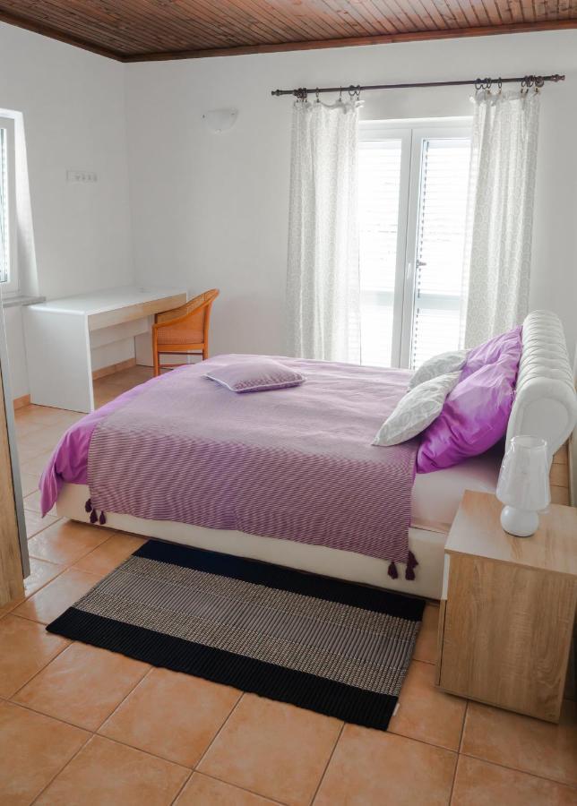 Apartment-Rooms Preka Palit Buitenkant foto