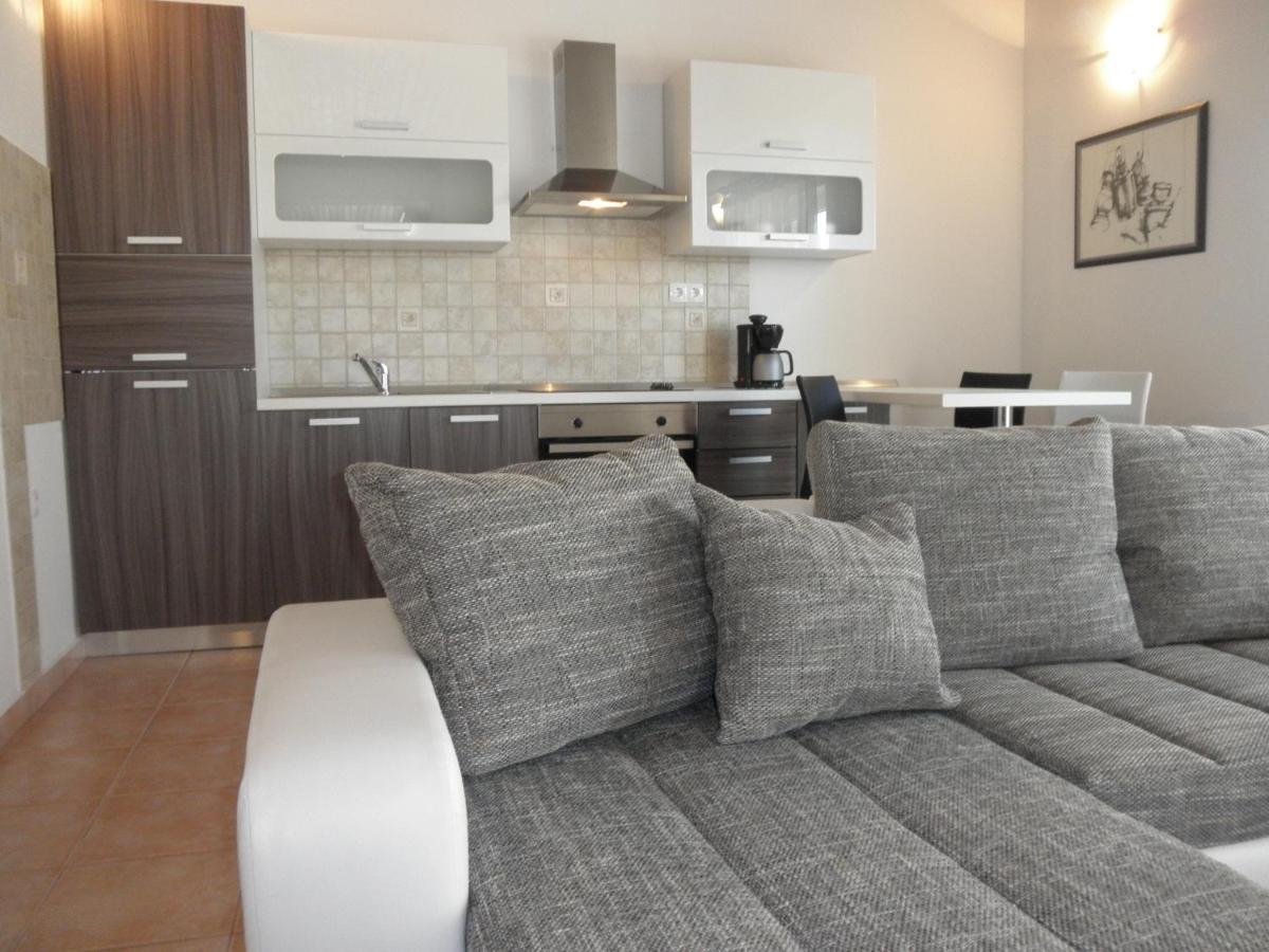 Apartment-Rooms Preka Palit Buitenkant foto